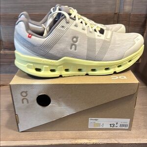On Running Cloudstratus Athletic Shoes - Gray and Yellow